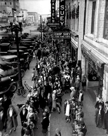 Michigan Theatre - Waiting In Line